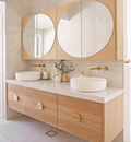 Set mobilier baie Oslo - mobilier baie suspendat lemn stejar deschis, blat alb cu două lavoare tip vas, feronerie aurie rotundă - 4Kanto